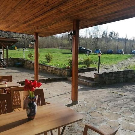 Чичо Томовата Колиба Hotel Trjavna Kültér fotó